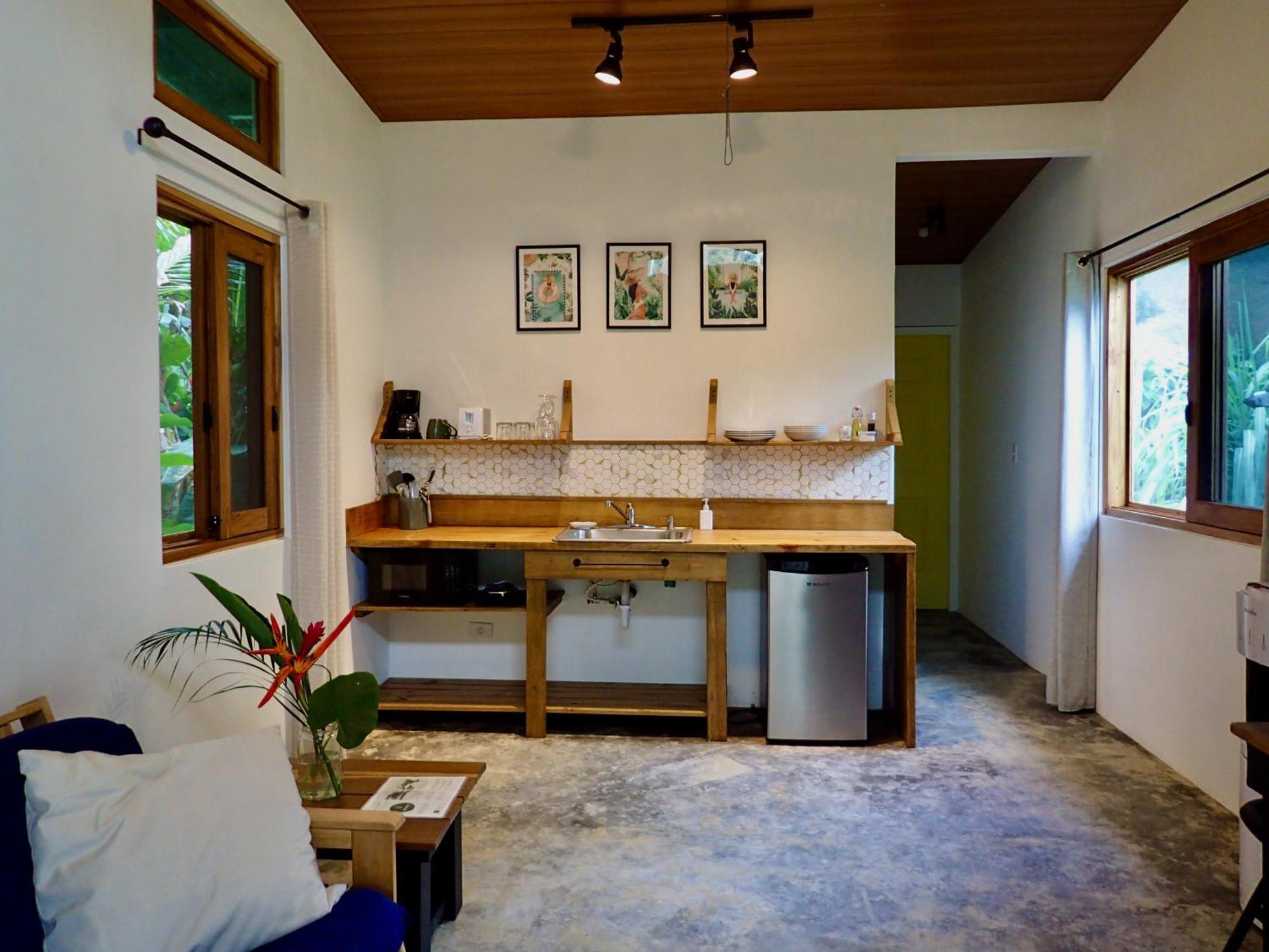 Casa Salvaje Vacation Rentals Bocas Town Exterior photo