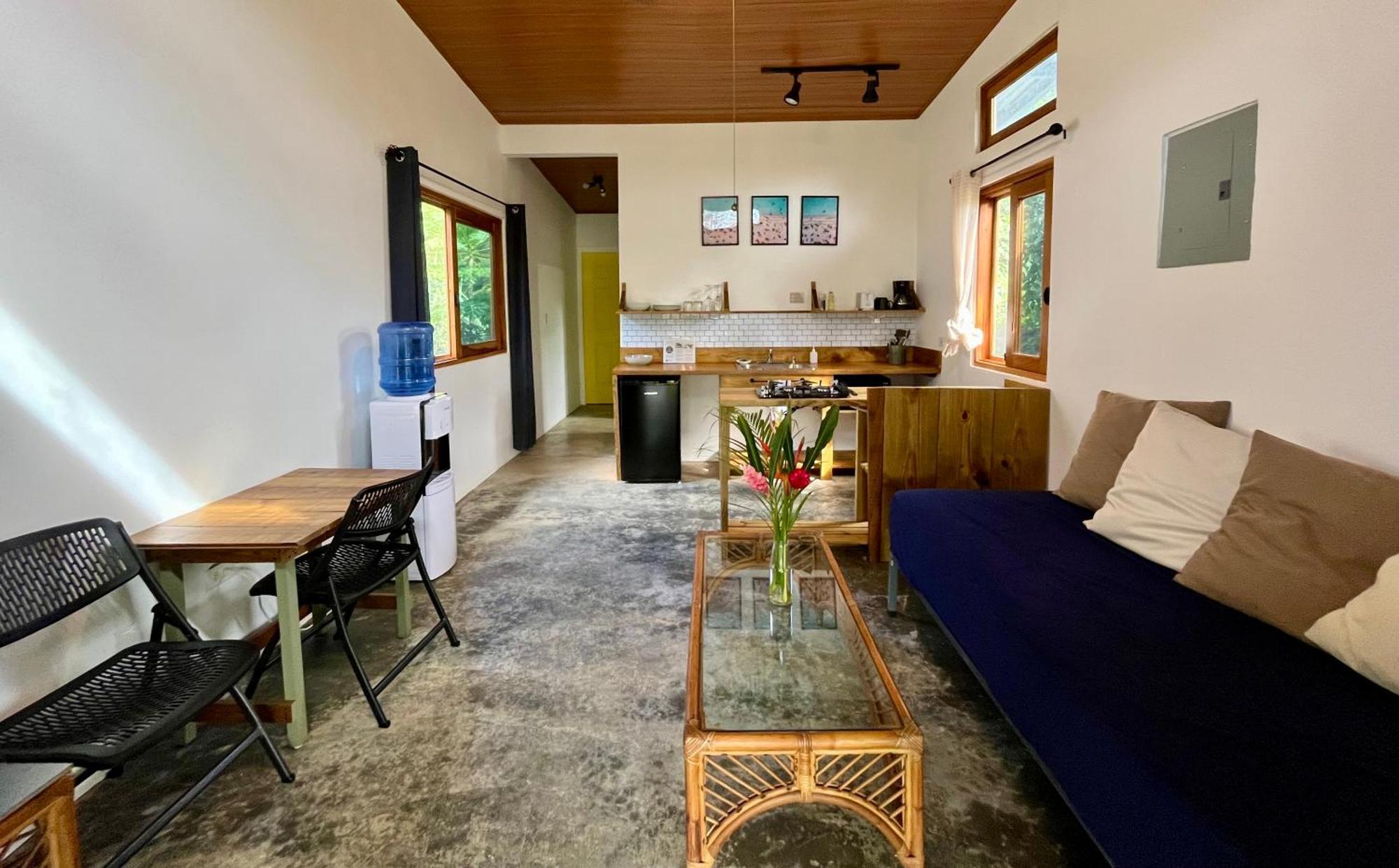 Casa Salvaje Vacation Rentals Bocas Town Exterior photo